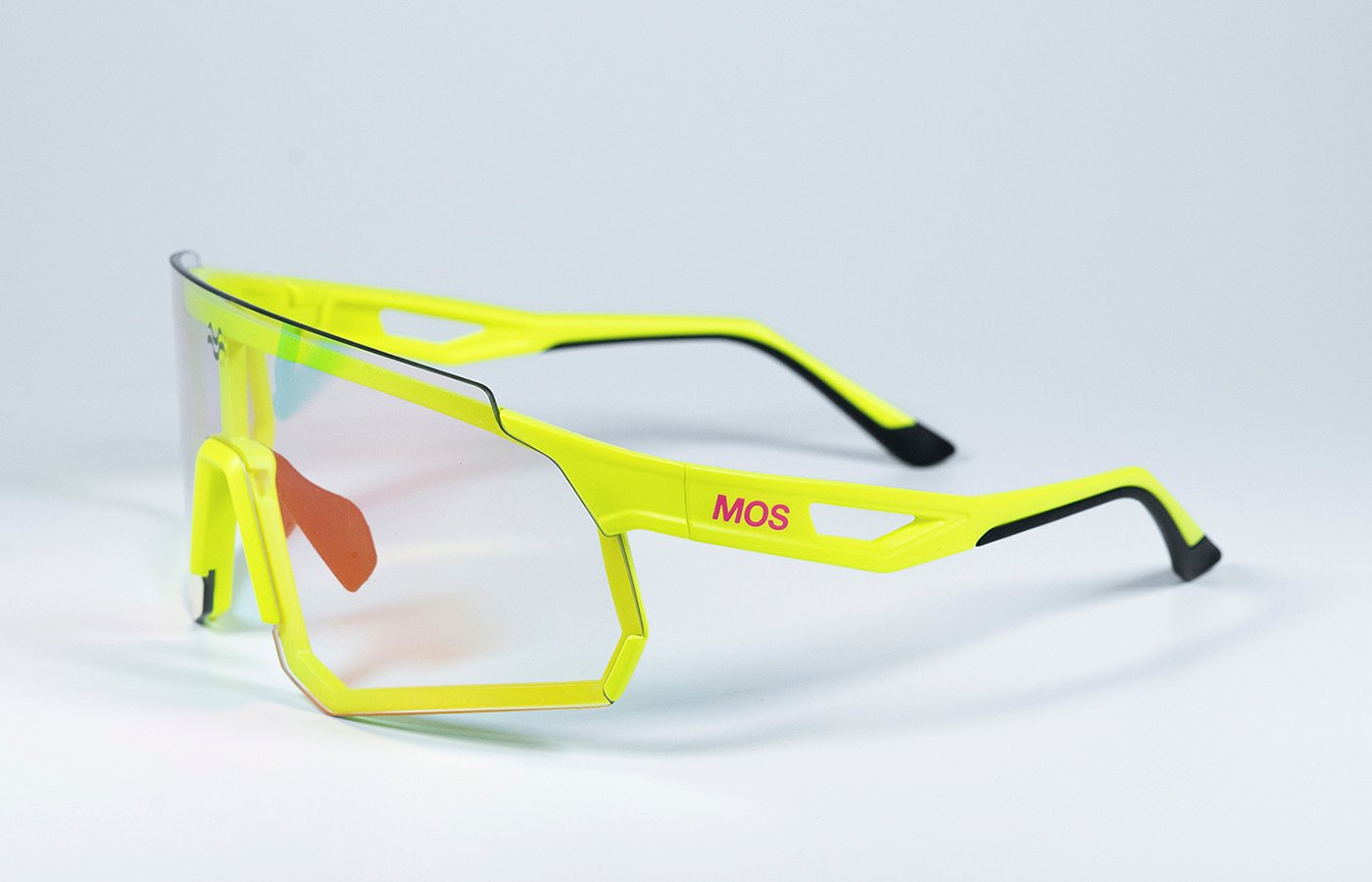 GAFAS DE SOL DEPORTIVAS MOS EYEWEAR MENORCA FLUO FOTOCROMÁTICA