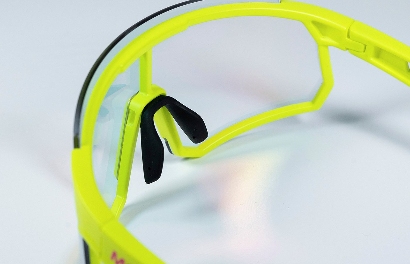 GAFAS DE SOL DEPORTIVAS MOS EYEWEAR MENORCA FLUO FOTOCROMÁTICA