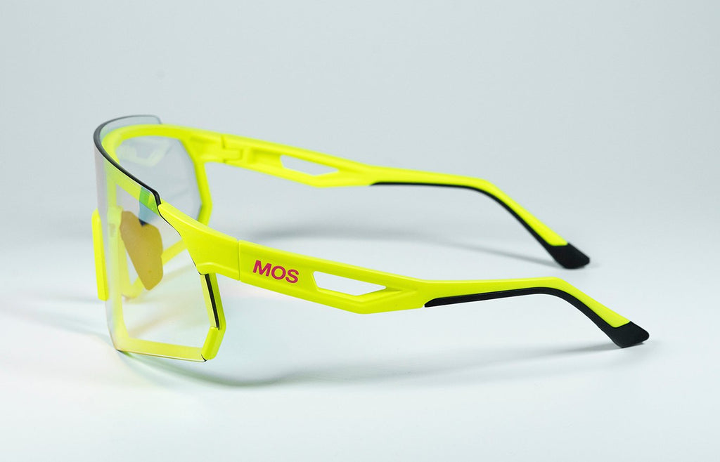 GAFAS DE SOL DEPORTIVAS MOS EYEWEAR MENORCA FLUO FOTOCROMÁTICA