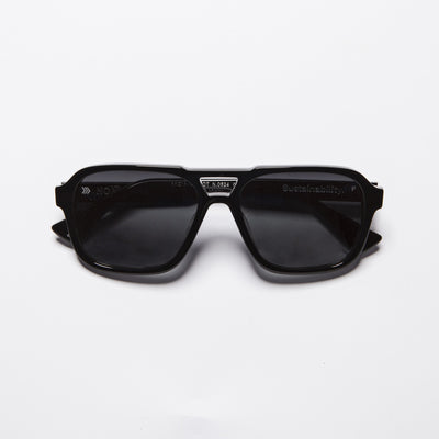 LEO BLACK LEO - LEO01